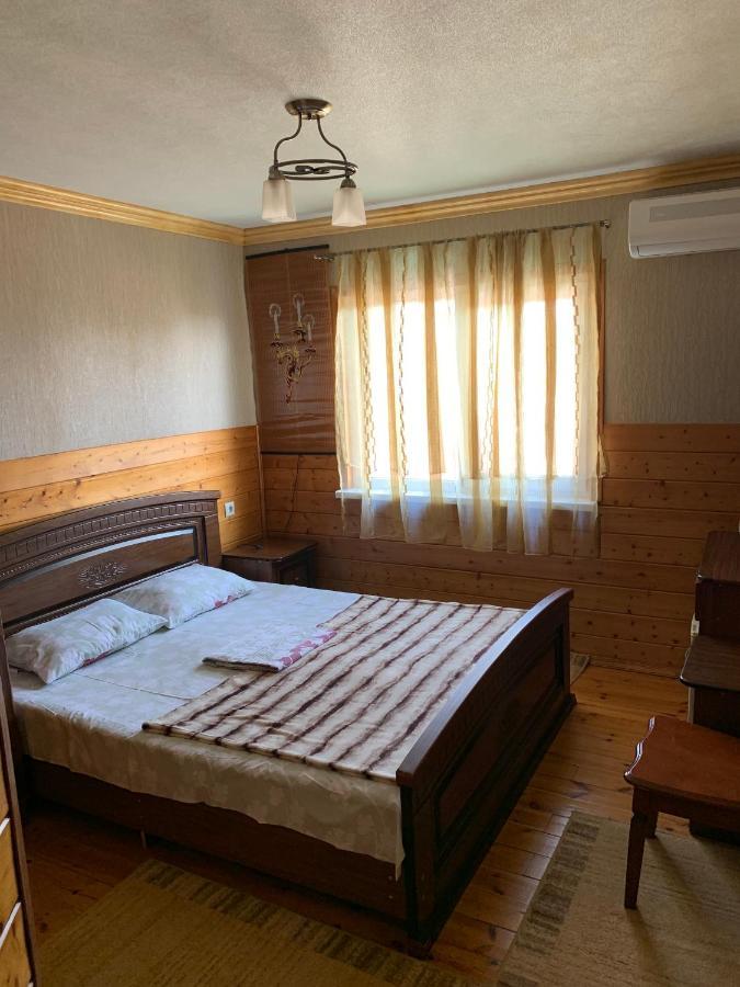 Guest House Aphyn Leto Gagry Eksteriør bilde